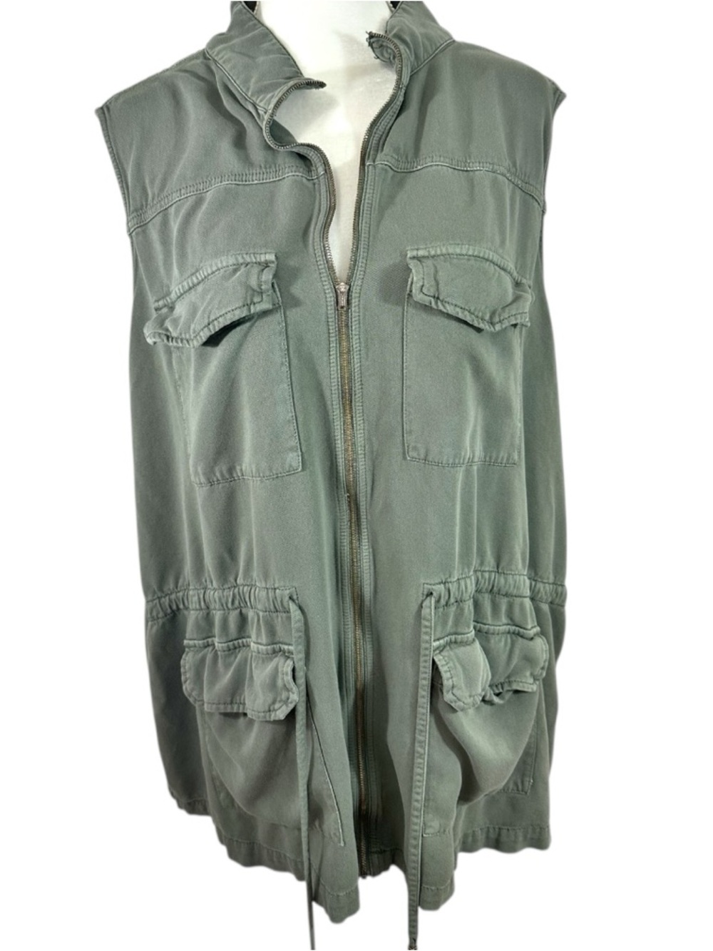 Ava & Viv- Olive Green Zip Up Vest- Size 4X